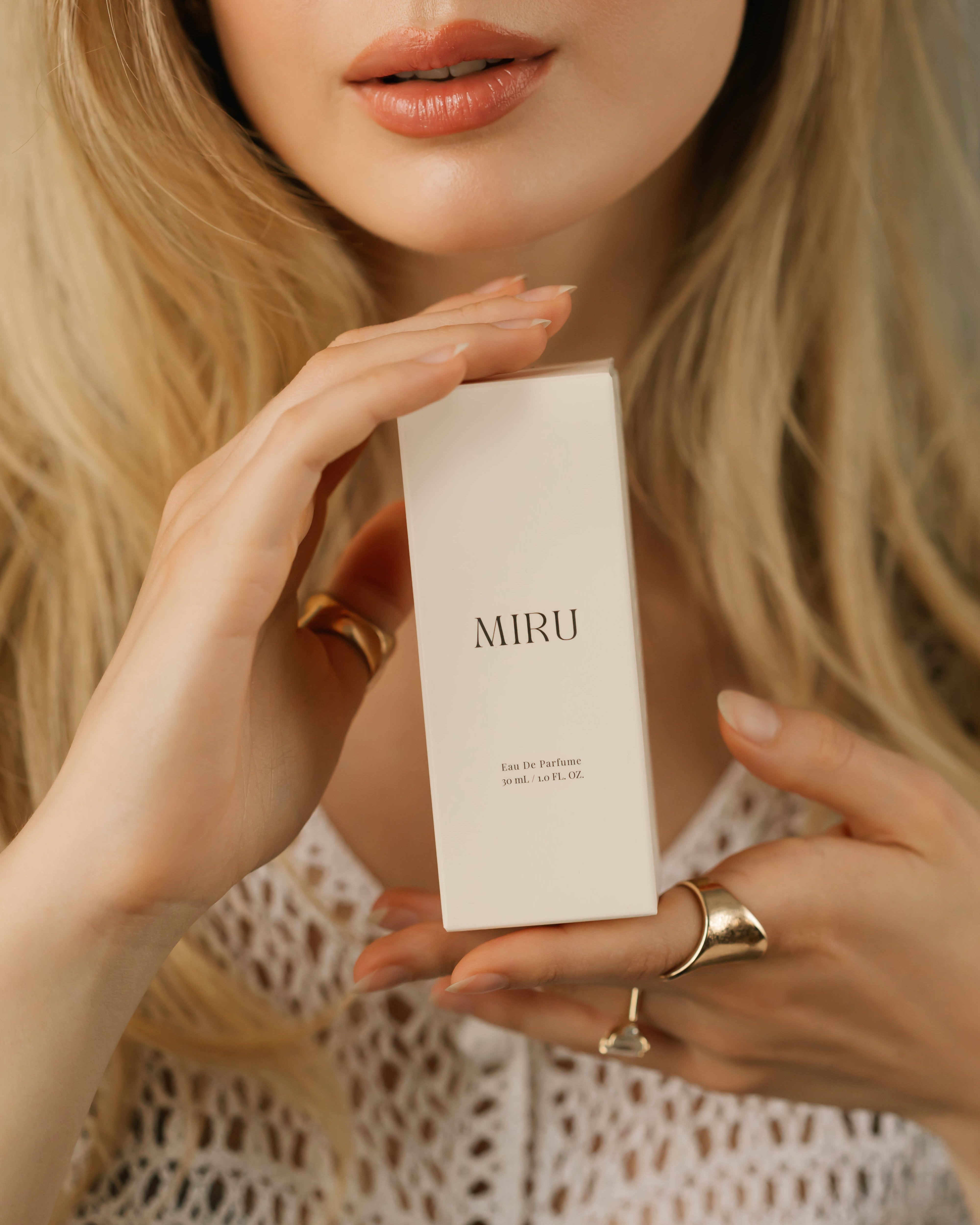 Velvet Bloom [Eau De Parfum]